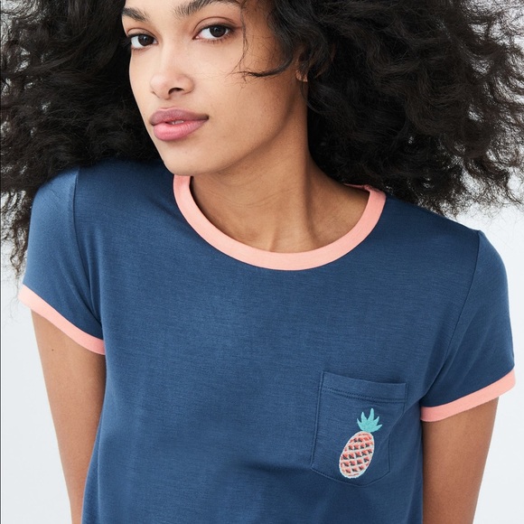 Aero Seriously Soft Pineapple Pocket Tee - Picture 1 of 5